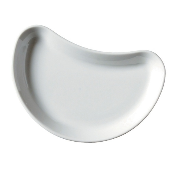 Genware Porcelain Crescent Salad Dish 20cm/7.75" - SKU: 112120